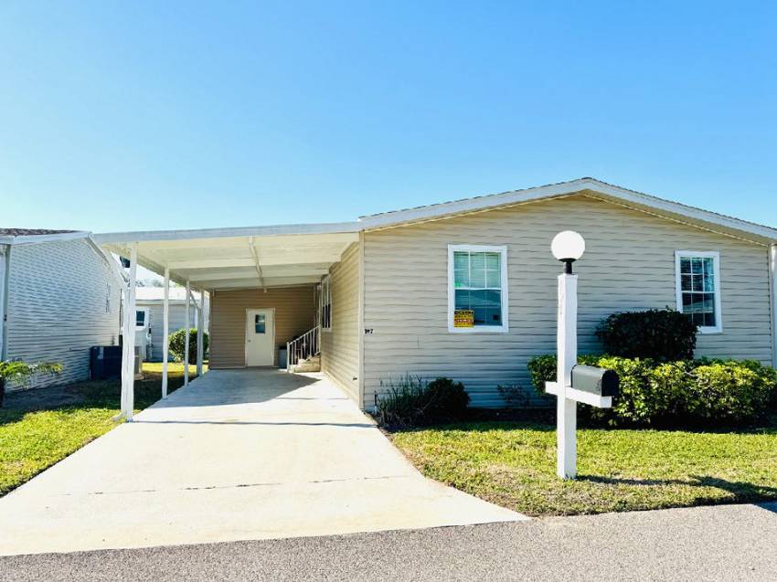 Haines City, FL Mobile Home for Sale located at 197 Glen Este Blvd. Lake Hammock Village